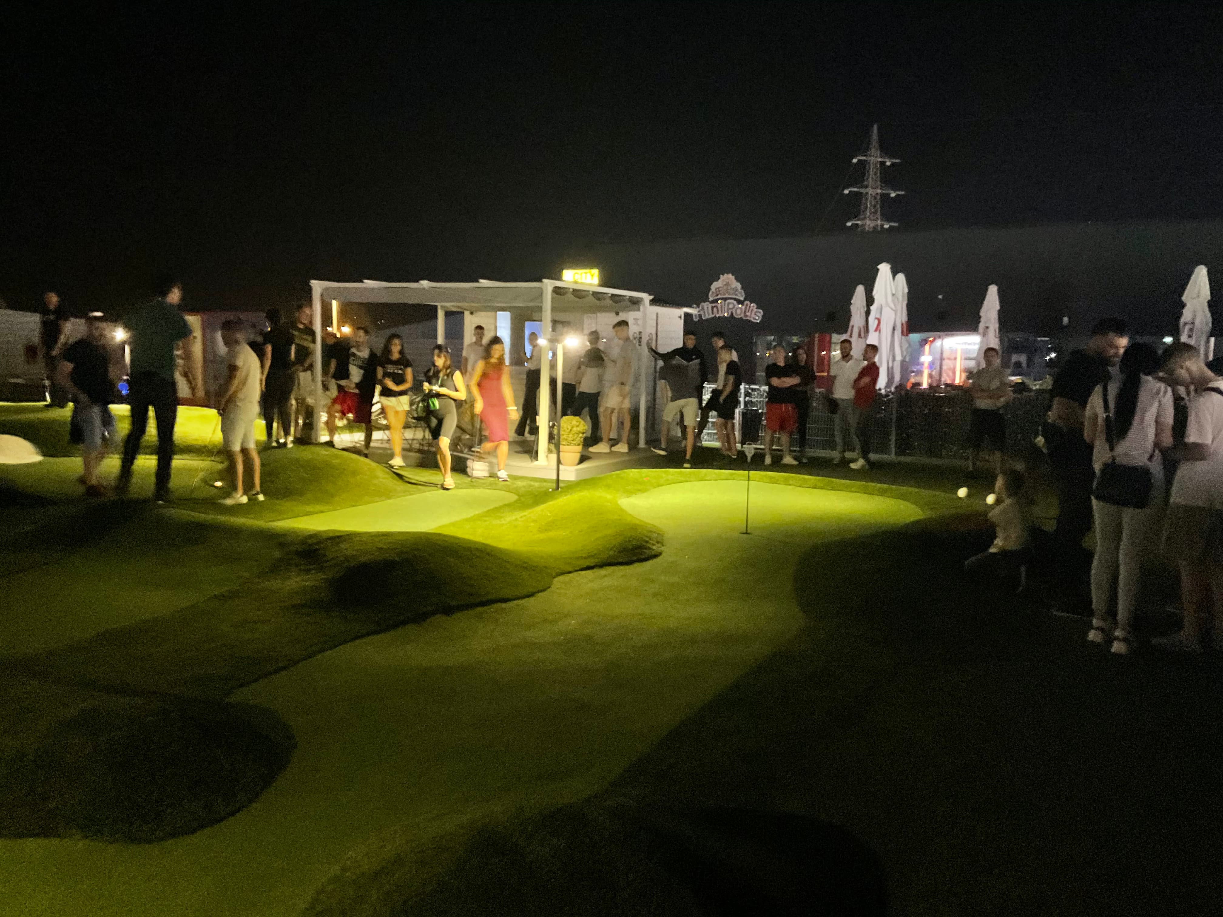 Adventure Mini Golf Z Centar